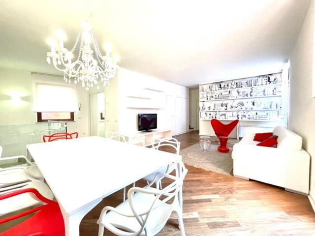 Domus Verona - Ampia Moderna Casa Su 2 Piani Nel Cuore Di Verona Exteriér fotografie
